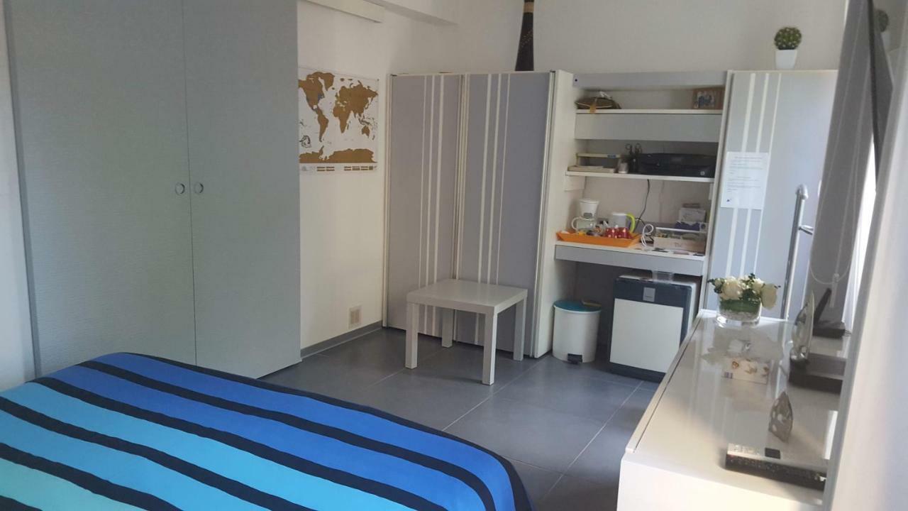 Chambres D'Hotes Chez Pat Et Nanou Six-Fours-les-Plages Exterior photo